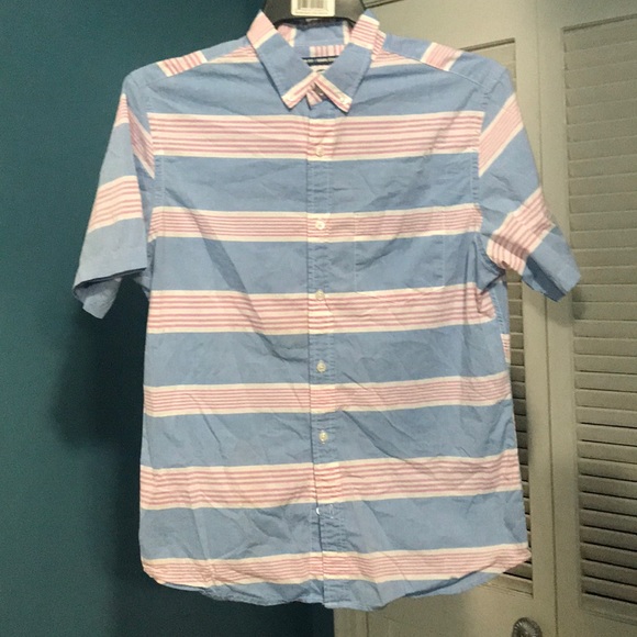 Lot of 4 for $12 Button Down Shirts โ๏ธ๐๐พ - Picture 1 of 4